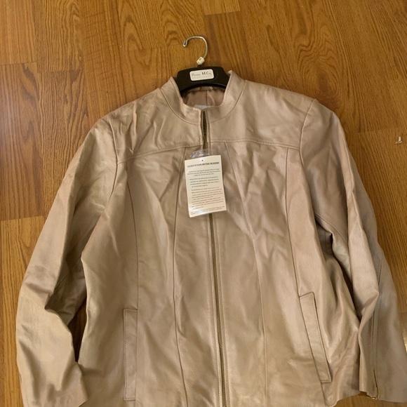 Leather jacket and skirt, size 1X, 100% genuine leather, Pamela McCoy. - Picture 5 of 5